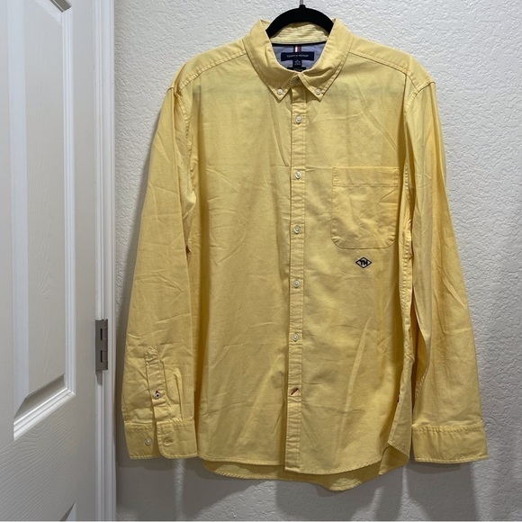 Tommy Hilfiger Men Yellow Long Sleeve Button Front Shirt - Picture 7 of 10